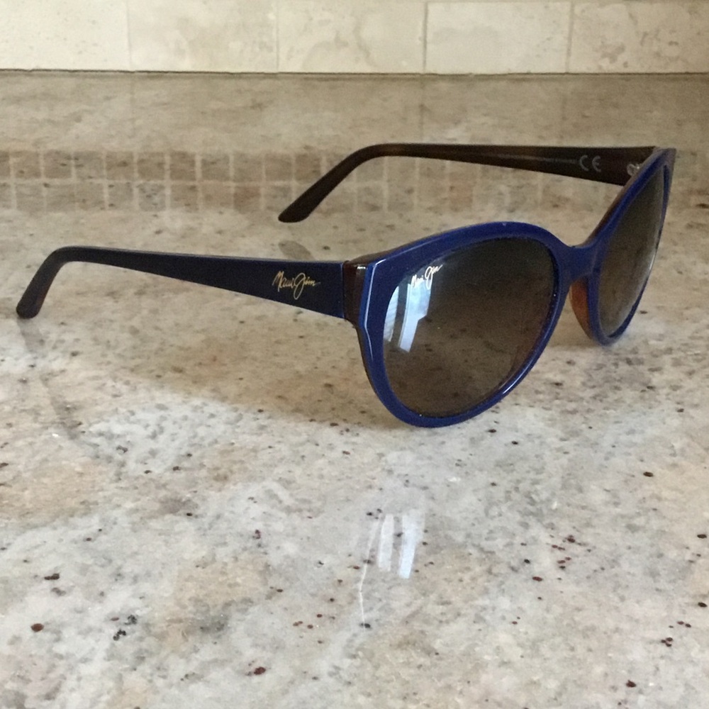 Maui Jim Venus Pools Sunglasses MJ 100-03D Made in Italy - Picture 2 of 12